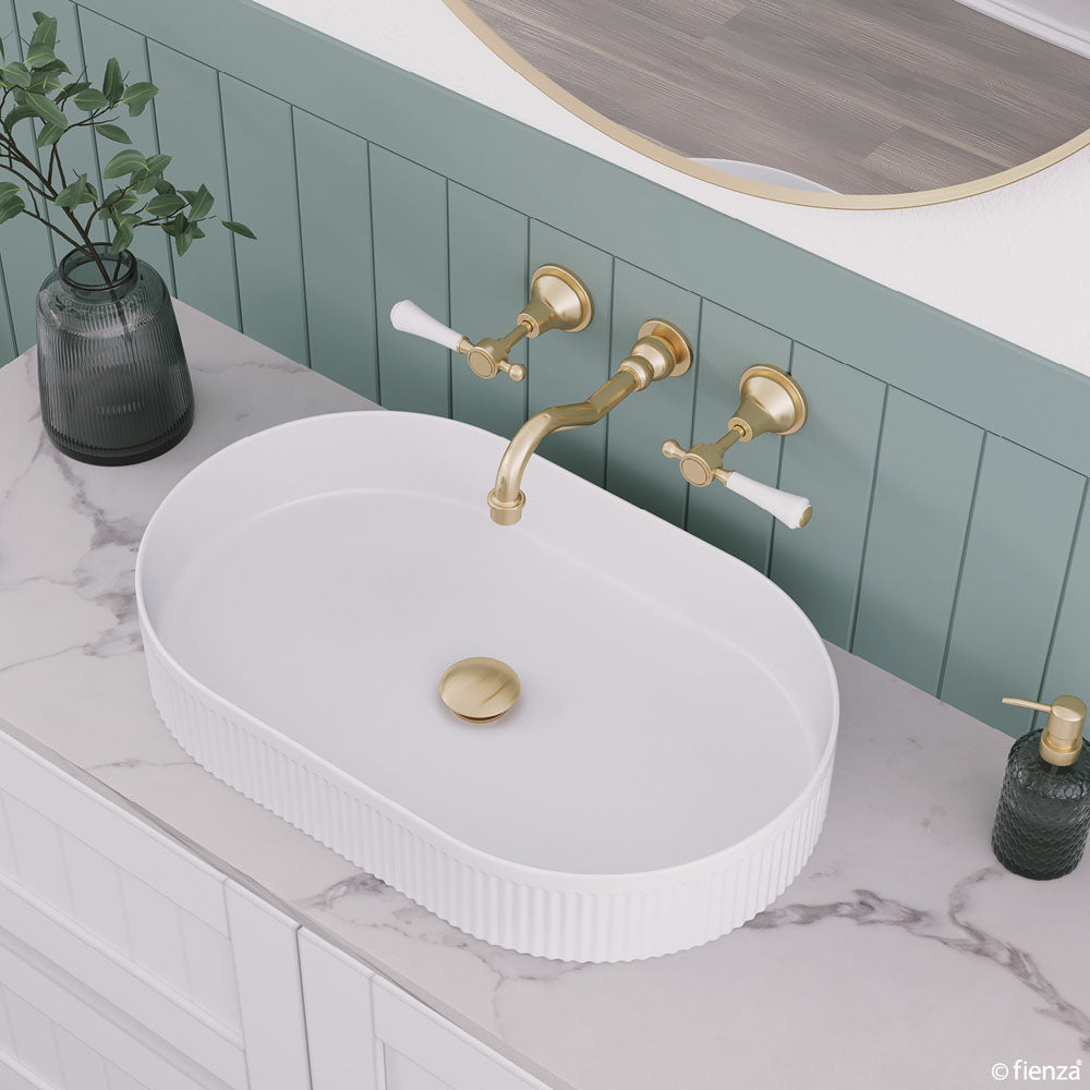 Lillian Lever Basin Set