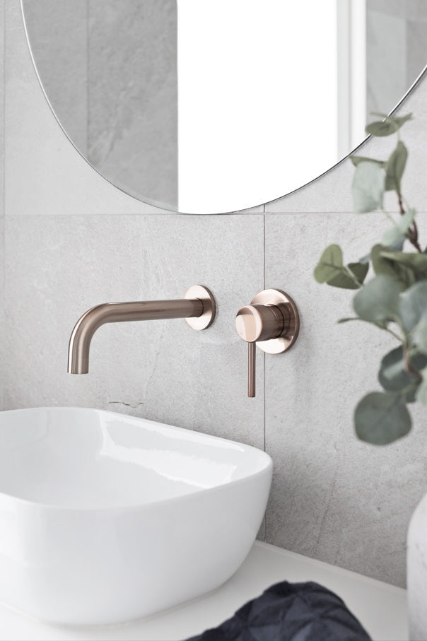 Meir Universal Round Curved Spout