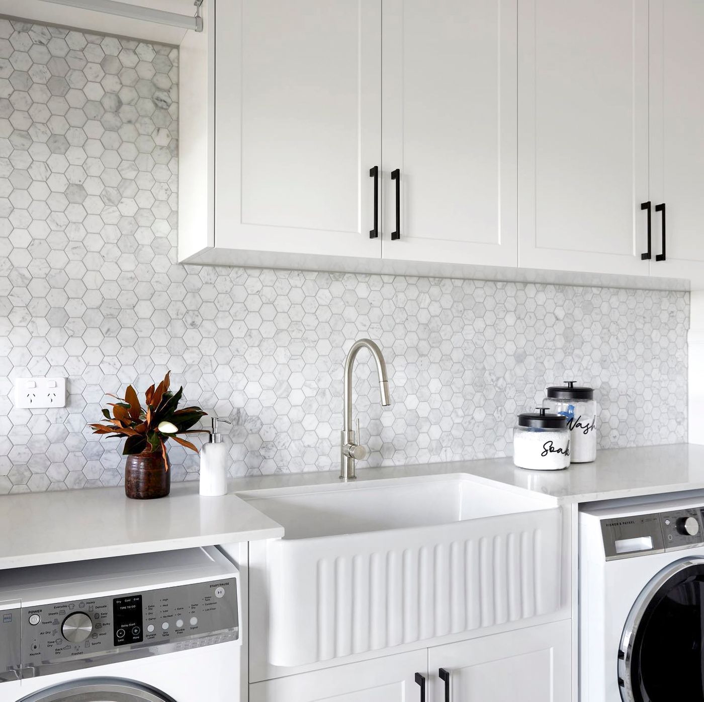 Otti Hampshire Butler Sink 616x465x256