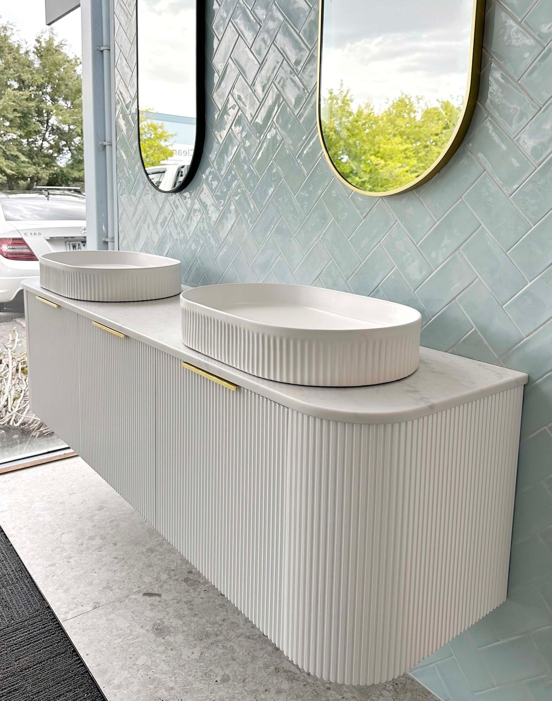 Otti Bondi Fluted Wall Hung Vanity | Satin White & Woodland Oak