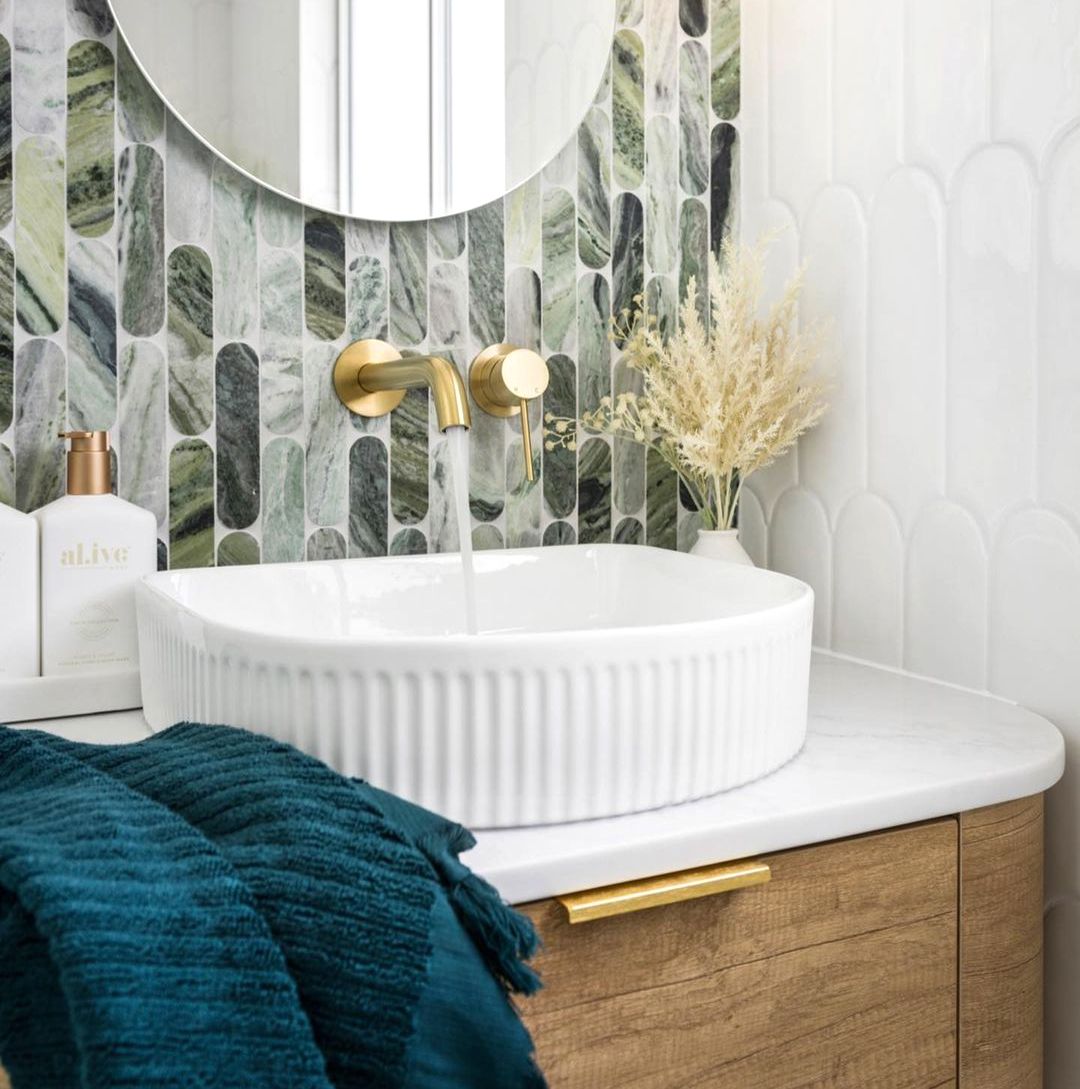 Otti Archie Fluted Oval Basin | 415mm
