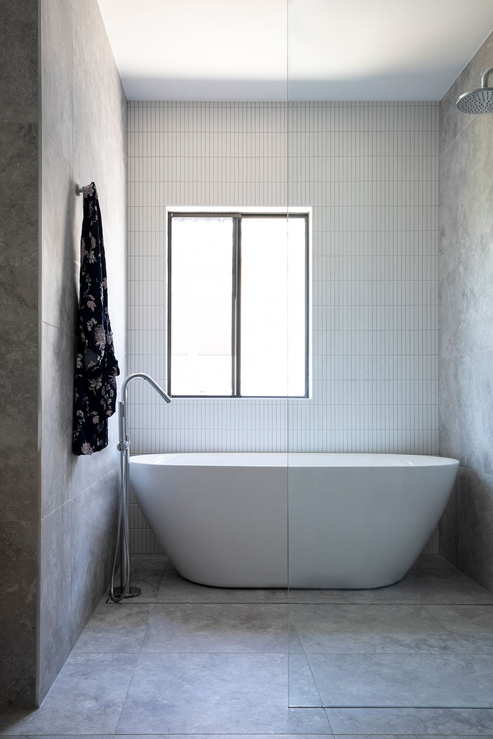 Meir Round Pinless Freestanding Bath Spout and Hand Shower