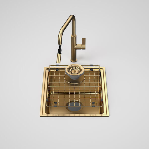 Caroma Urbane® II Single Bowl Sink with Caroma Urbane® II - Pul l Out Sink Mixer