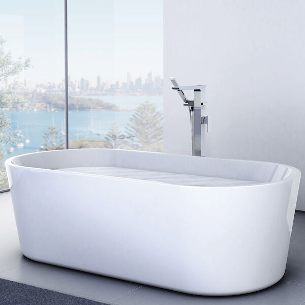Caroma Urbane® II 1800® Freestanding Bath