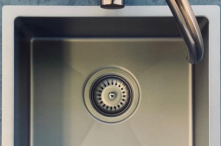 Meir Kitchen Sink One & Half Bowl 670 x 440