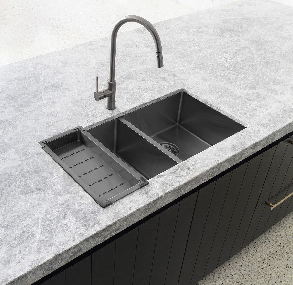 Meir Kitchen Sink Colander