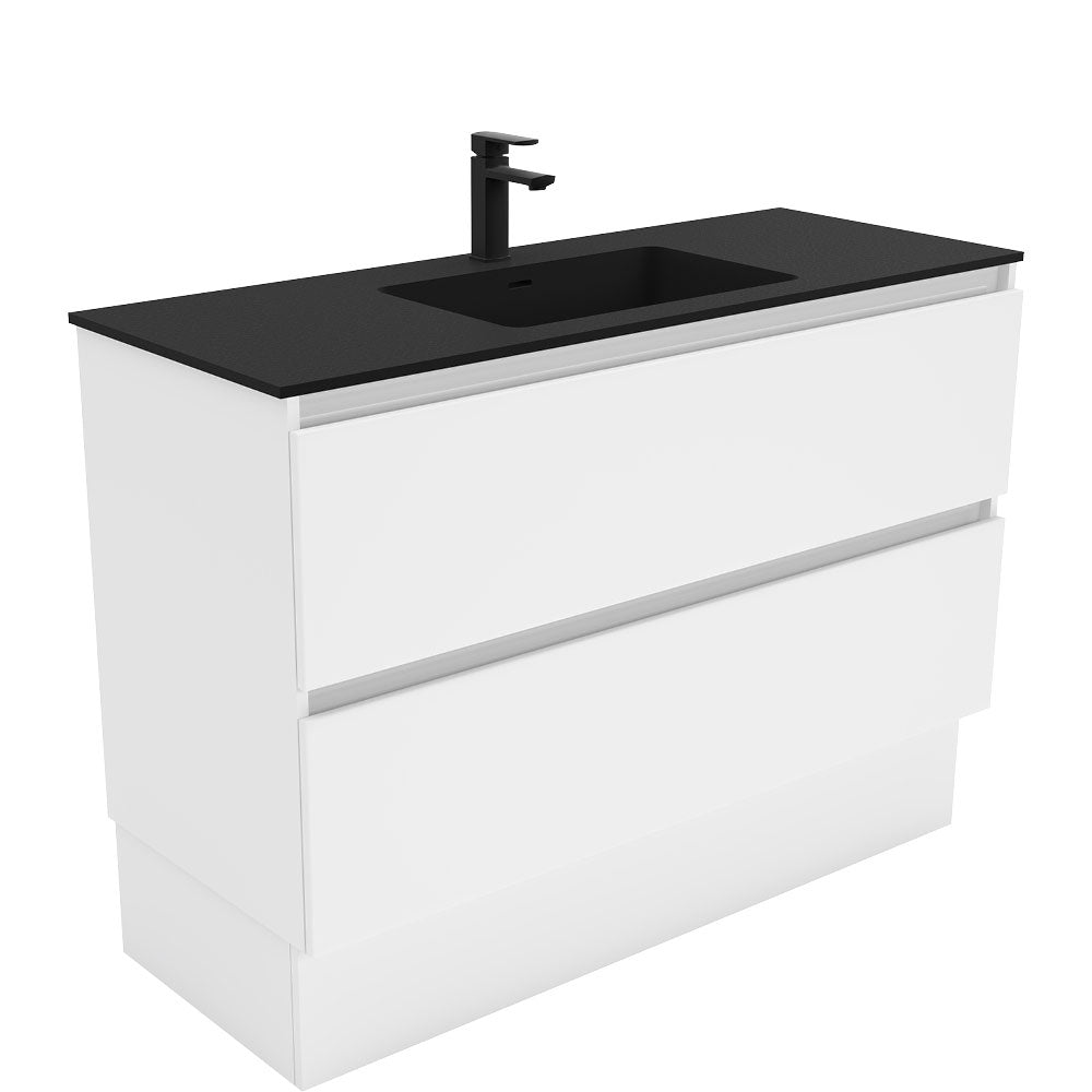 Montana Quest 1200 Vanity On Kickboard