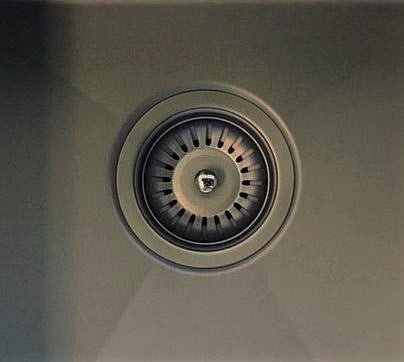 Meir Kitchen Sink One & Half Bowl 670 x 440