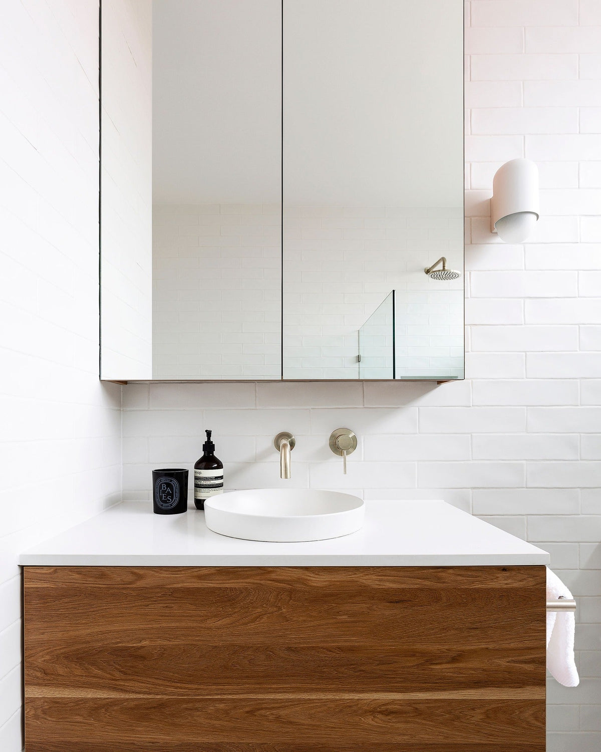Meir Universal Round Curved Spout