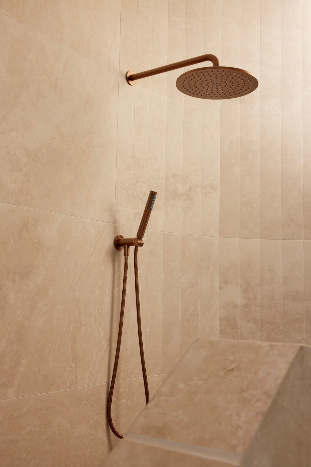 Meir Round Wall Shower Curved Arm 400mm