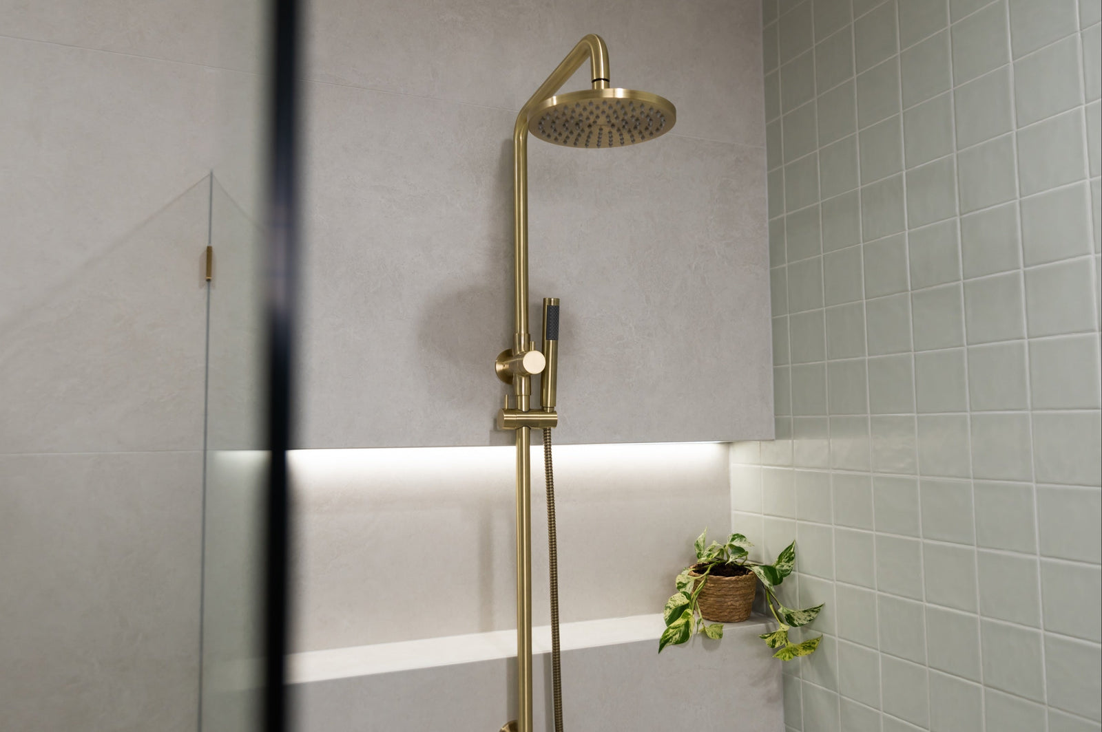 Meir Round Combination Shower Rail 200mm Rose, Single Function Hand Shower