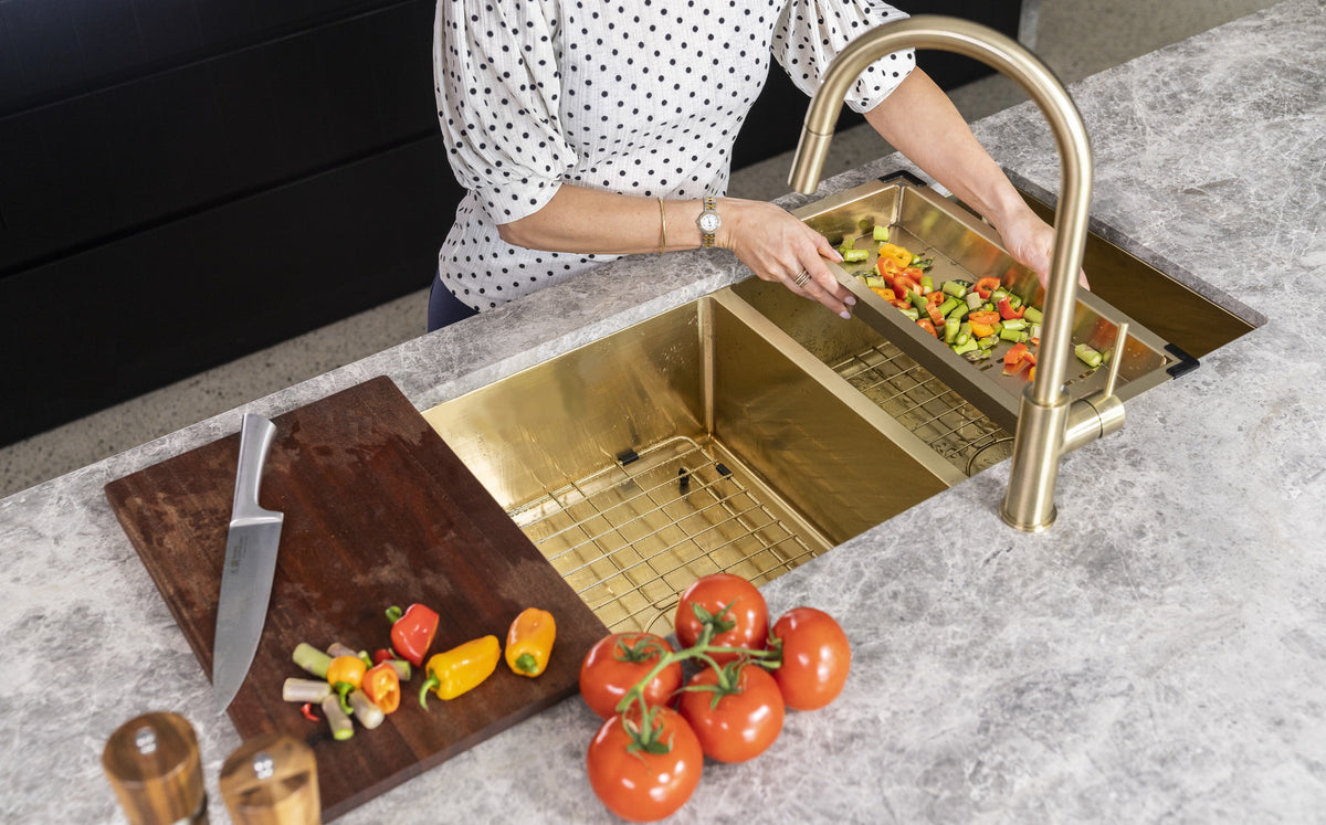 Meir Kitchen Sink Colander
