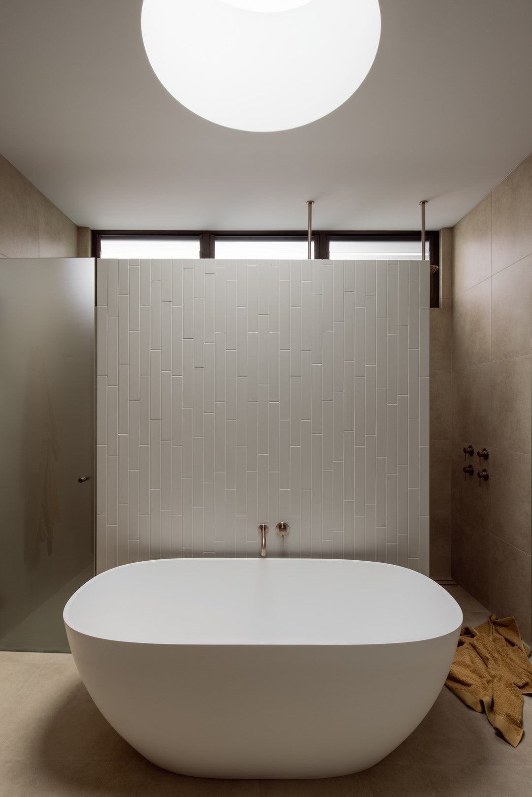 Meir Universal Round Curved Spout