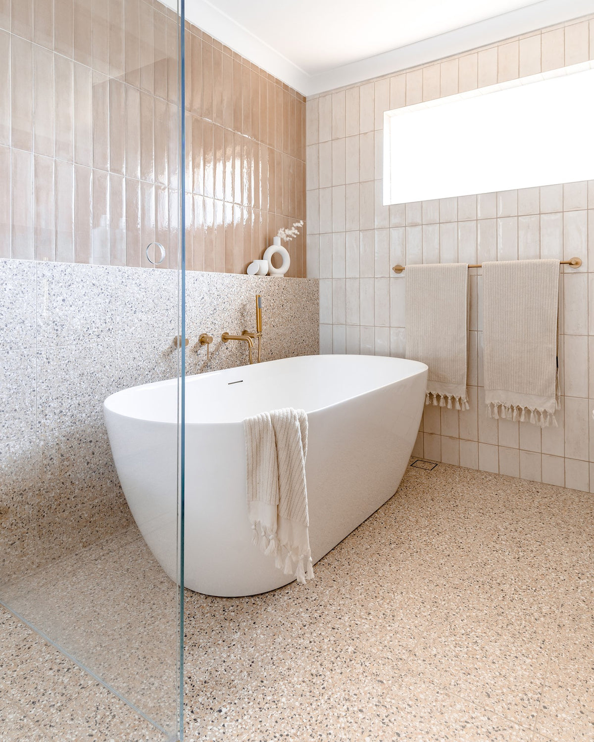 ADP Glacier Freestanding Bath