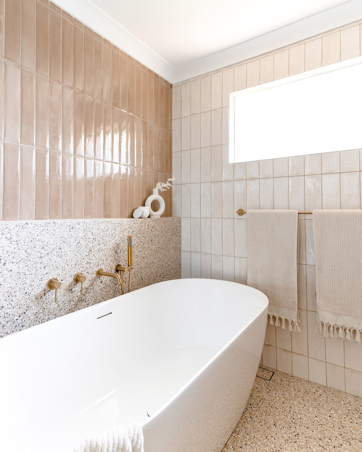 ADP Glacier Freestanding Bath