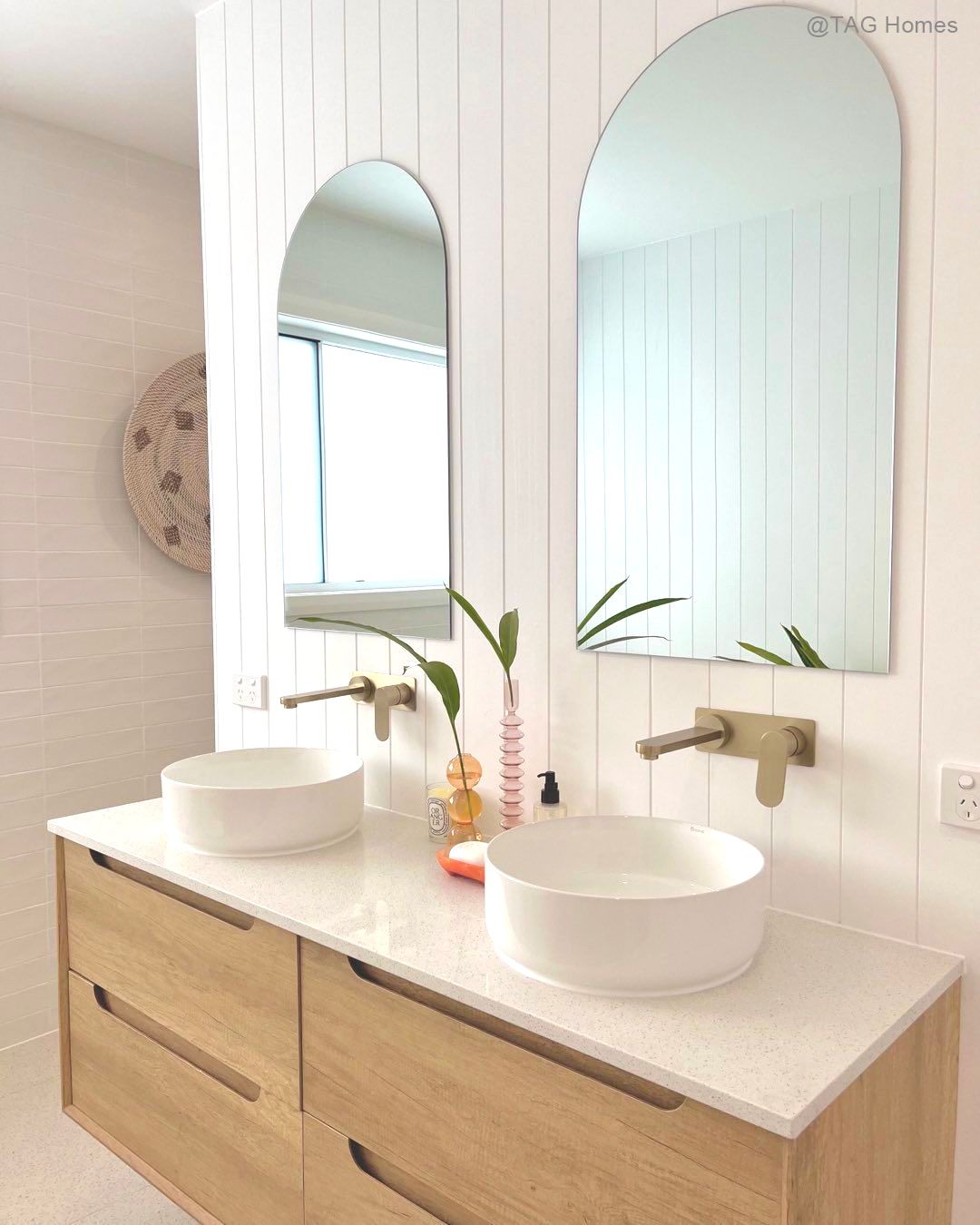 Otti Byron Wall Hung Vanity | Natural Oak