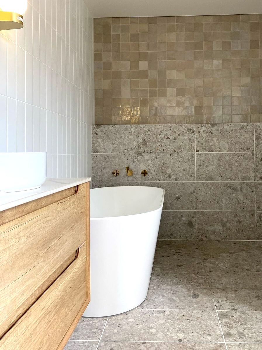 Otti Byron Wall Hung Vanity | Natural Oak