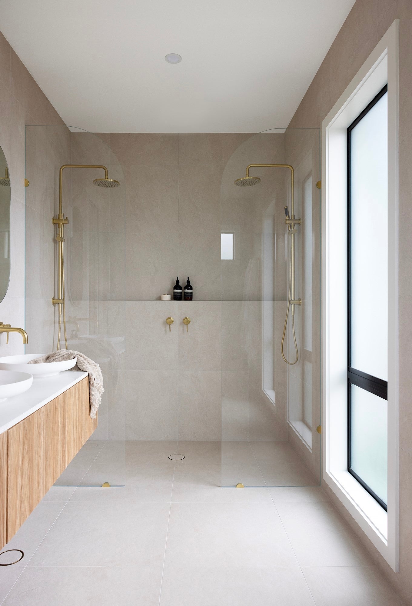 ADP Bloom Shower Set