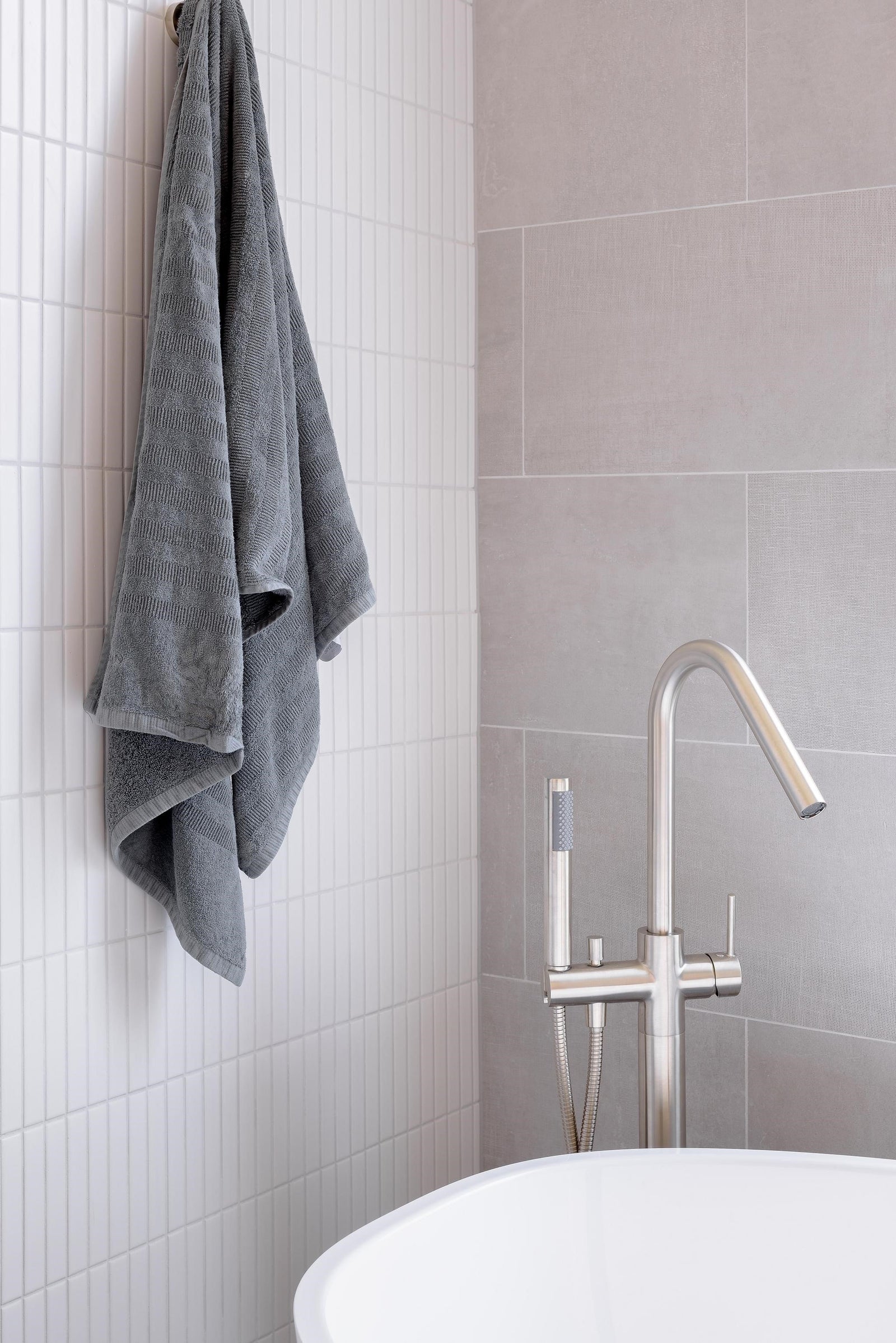 Meir Round Freestanding Bath Spout and Hand Shower