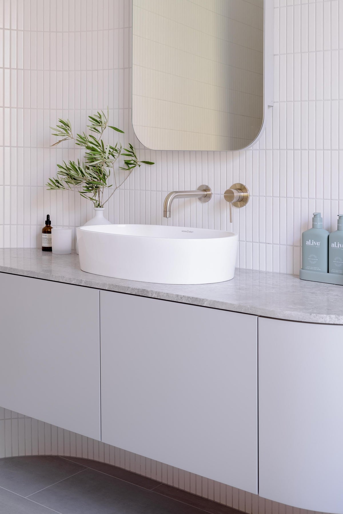 Meir Round Wall Mixer Finish Kit