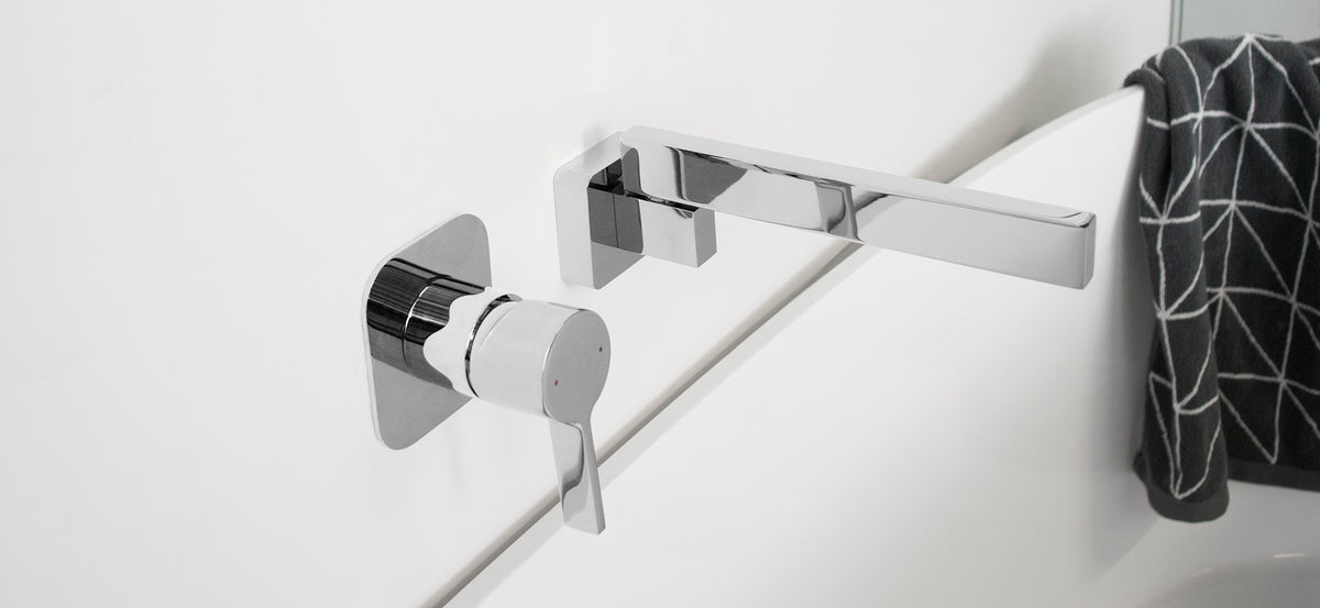 ADP Martini Swivel Bath Spout